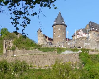 Apartment in the historic center of Bacharach, WITHOUT train noise! ground floor - Bacharach - Gebouw