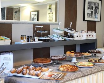 Hotel Fidenza - Fidenza - Buffet