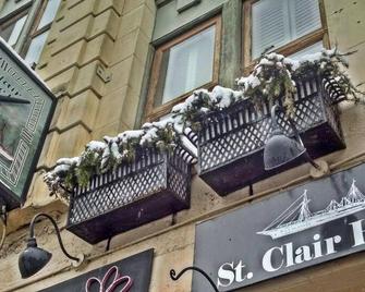 St. Clair Hotel - Hostel - Vancouver