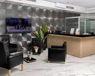 Hotel Gema Luxury Suites - Montevideo - Recepción
