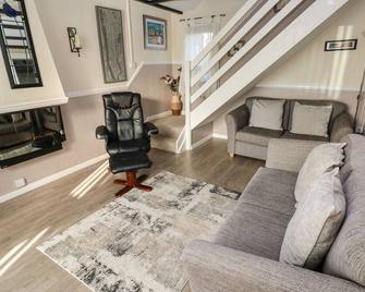The Smithy - Tenby - Wohnzimmer