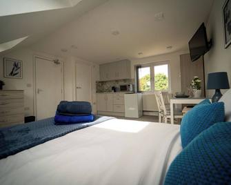 Beckbury House close to the City, 7 mins from QE and Royal Othopedic Hospital, Bham University - Birmingham - Habitación