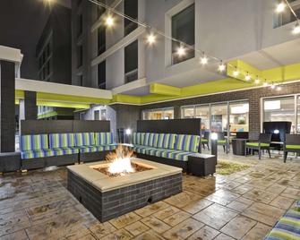 Home2 Suites by Hilton Dallas North Park - Dallas - Gebouw