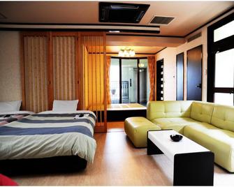 Hotel Taihei - Matsuyama - Bedroom