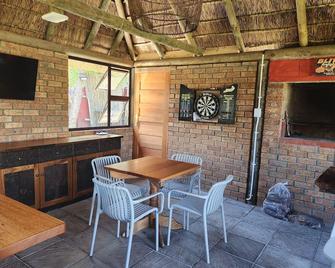 Dilisca Guesthouse - Durbanville - Dining room
