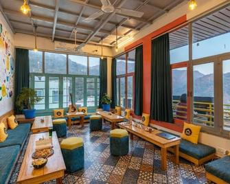 The Hosteller Rishikesh, Upper Tapovan - Rishikesh - Lounge