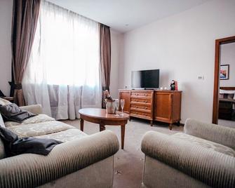 Hotel Stara Lika - Gospić - Living room