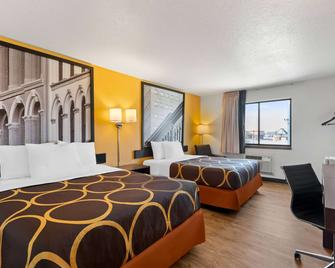 Super 8 by Wyndham Elizabethtown - Elizabethtown - Bedroom