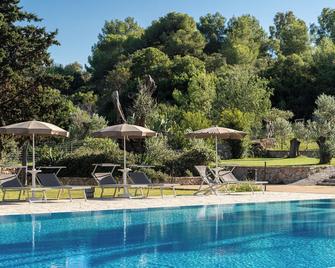 Hotel Masseria Le Pajare - Presicce - Zwembad