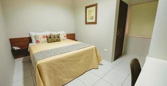 Hotel Dutra - Sinop - Schlafzimmer