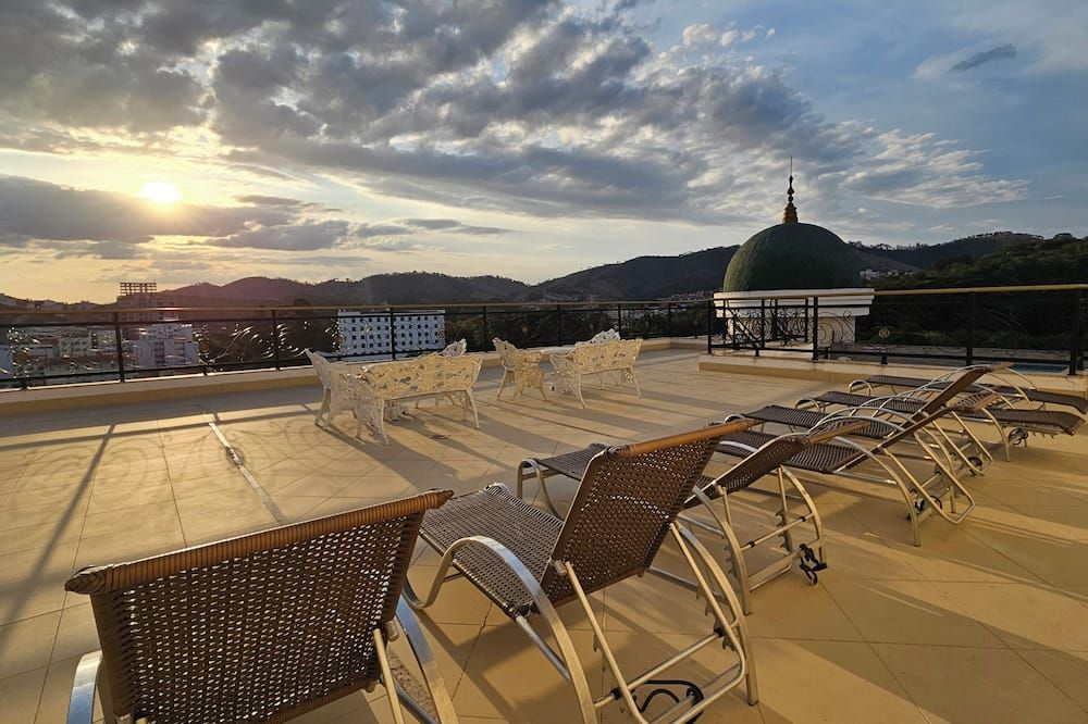 Carmen Palace Hotel - São Lourenço - Balkon