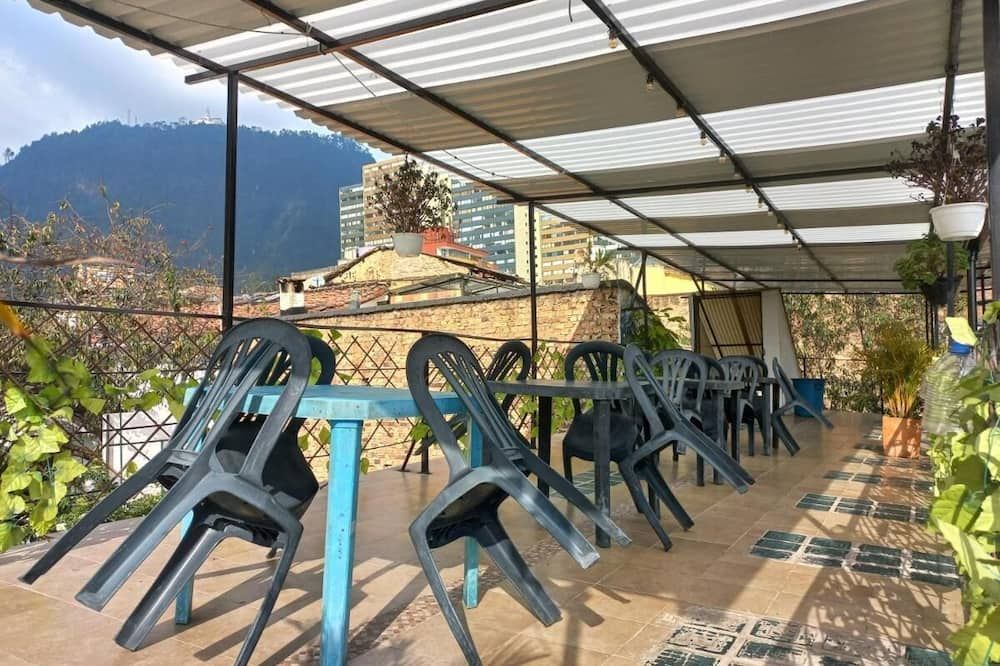 Hostal Chorro De Quevedo Candelaria - בוגוטה - פטיו