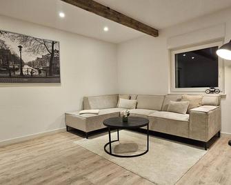 Apartment mit Jacuzzi Enschede 10km - Gronau - Вітальня