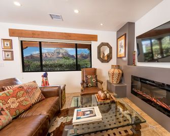 A Sunset Chateau - Sedona - Sala de estar