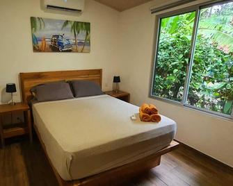 Alloro Jungle Villas - Puerto Viejo de Talamanca - Camera da letto