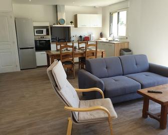Gîte Le Mascaret for 2/4 persons - Céaux - Huiskamer