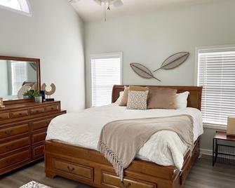 Villa Rica Suburbs – Minutes Away from Six Flags Over Georgia! - Villa Rica