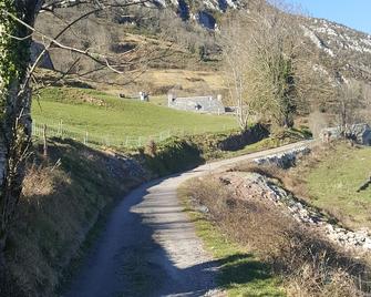 Rent GITE at 800 Meters of altitude - Sarrancolin - Vista del exterior