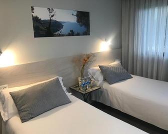 Hotel Kanala - Deba - Schlafzimmer