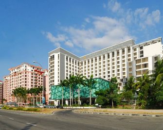 Promenade Hotel Kota Kinabalu - Kota Kinabalu - Building
