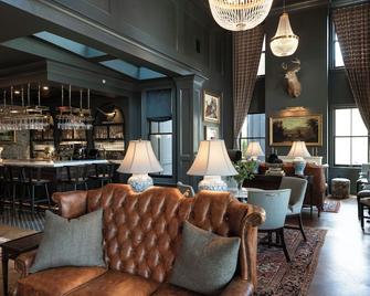Hotel Burg - Leesburg - Bar