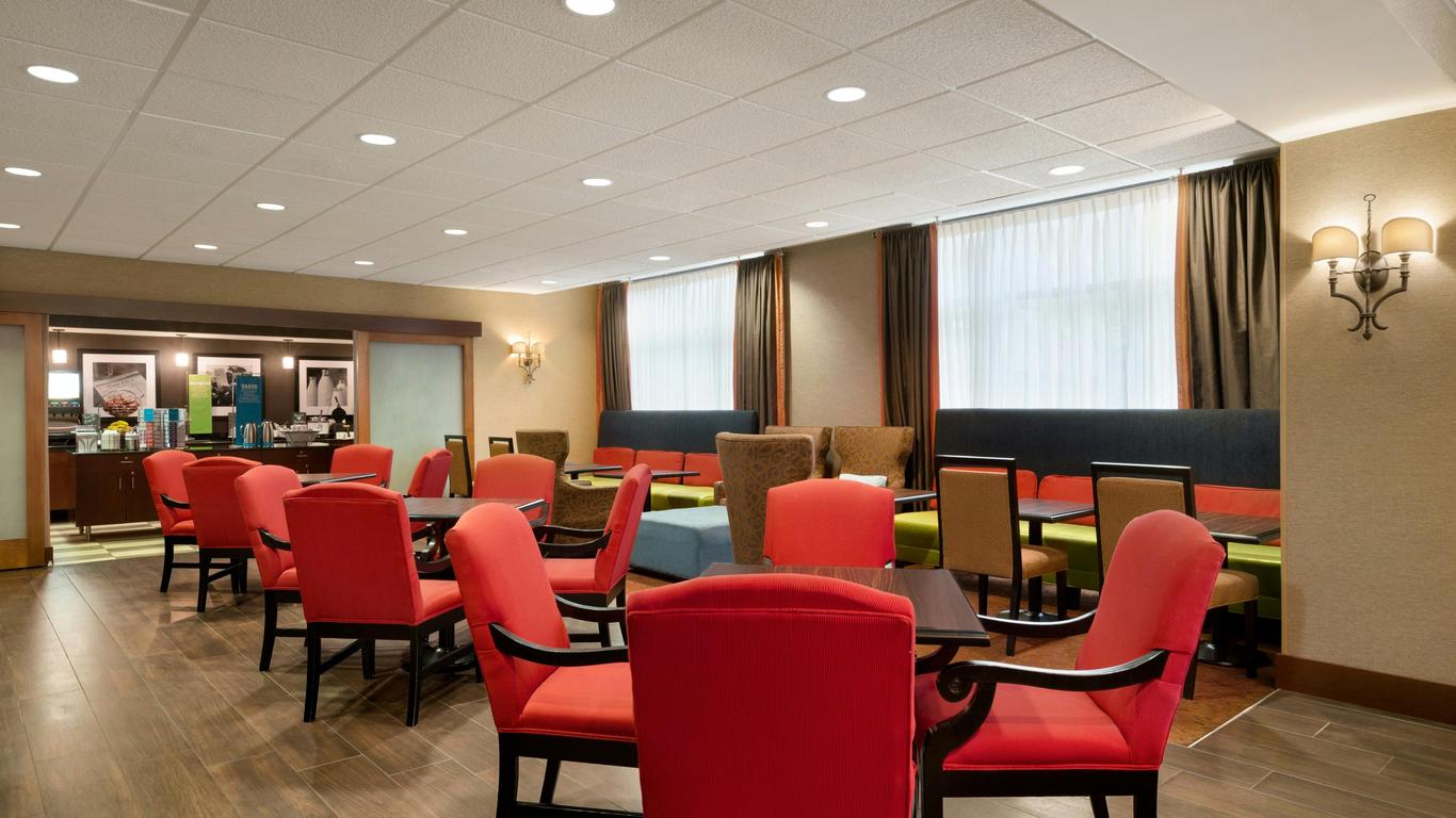 Hampton Inn Wichita Falls-Sikes Senter Mall