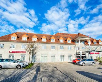 Leonardo Hotel Mannheim-Ladenburg - Ladenburg - Building