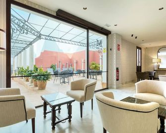 穆里略公寓 - 塞維利亞 - 大廳