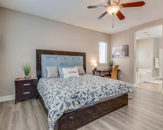 Georgeous, Large, 5 bedroom Vacation Home - North Las Vegas - Habitación