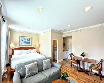 Copley House - Boston - Bedroom