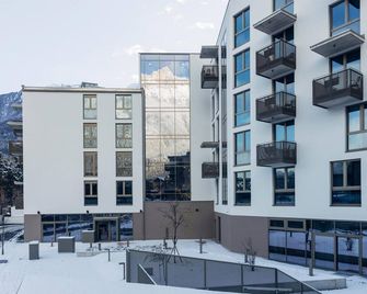 harry's home Telfs hotel & apartments - Telfs - Gebouw