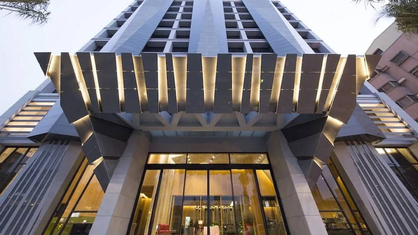 South Urban Hotel