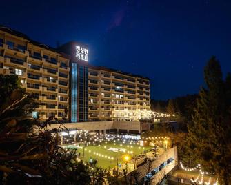 KensingtonResort Chungju - Chungju-Si - Building