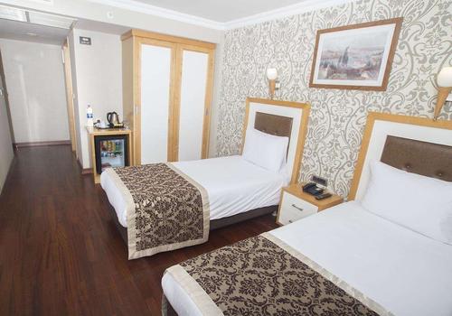 nova plaza taksim square 61 istanbul hotel deals reviews kayak