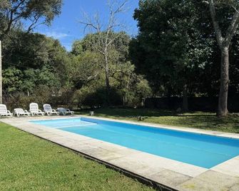 Monoambiente de categoría - San Lorenzo - Piscine