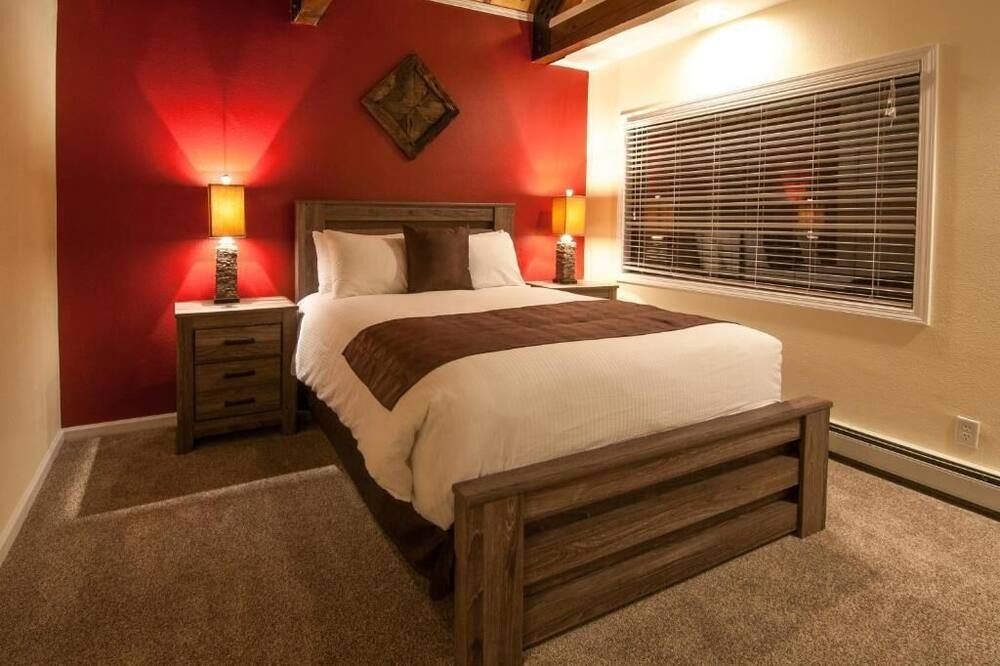 North Lake Villa's Sleep 8 Private Jacuzzi In Loft - Incline Village - Chambre