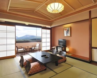 Aso Plaza Hotel - Aso - Eetruimte
