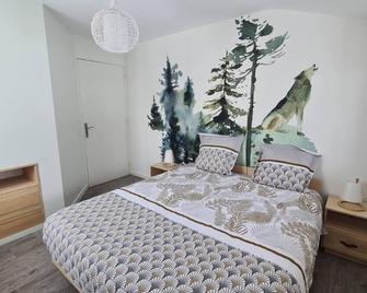 Appartement Deux Chambres Entièrement Rénové en 2023, Calme et Très Lumineux - Bois-d'Amont - Chambre