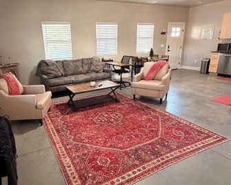 Modern Industrial Home Minimal + Sleek 9B - Delta - Living room
