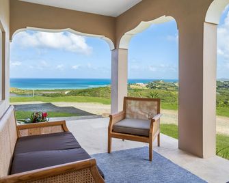 NEW! Private King Studio with ocean views in Christiansted! - Christiansted - Innenhof