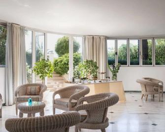 Hotel Il Negresco - Forte dei Marmi - Sala de estar