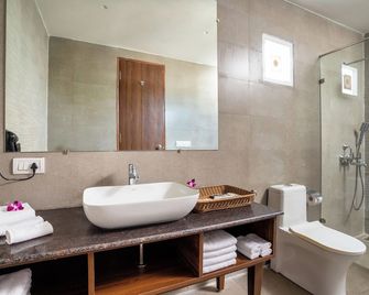 Sibaya Beach Resort, Morjim - Morjim