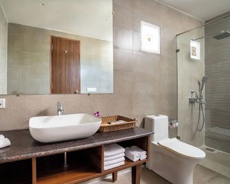 Sibaya Beach Resort, Morjim - Morjim
