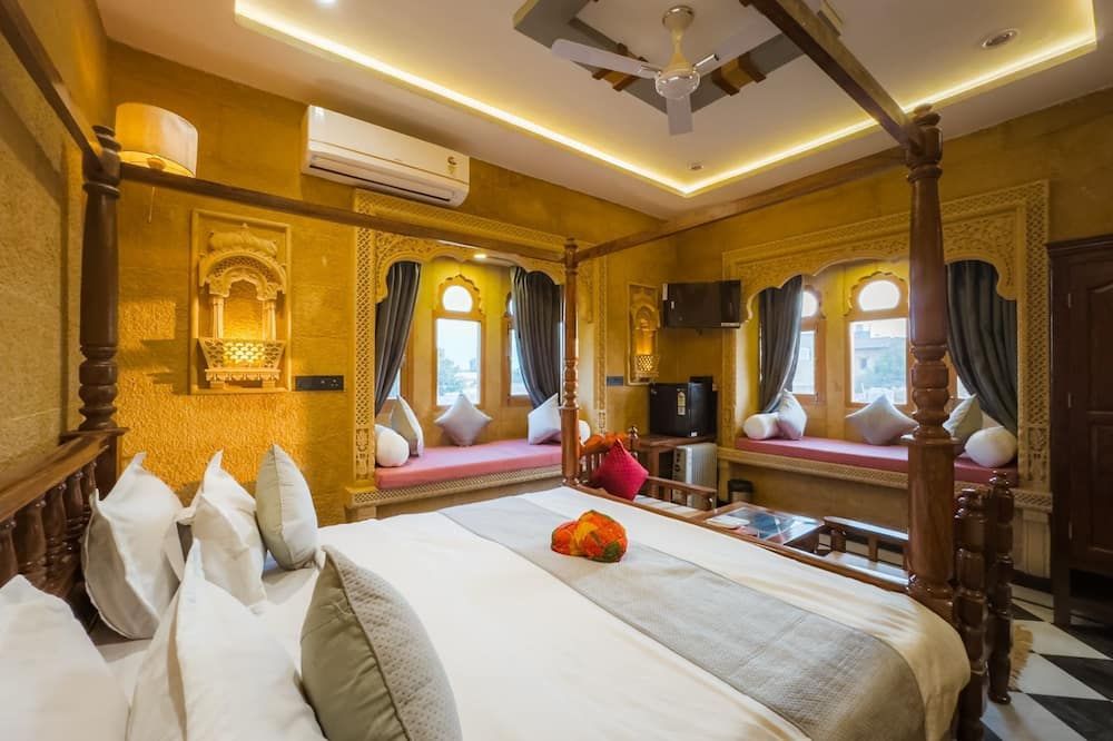 Sky Residency Jaisalmer - ג'יסלמר - חדר שינה