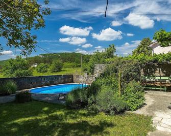 Villa Elena Buzet - Buzet - Piscina