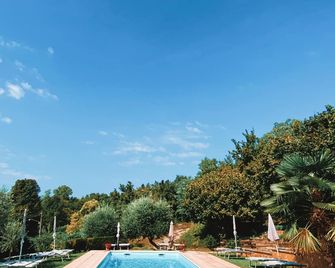 Agriturismo Ca San Sebastiano Wine Resort & Spa - Mombello Monferrato - Außenansicht
