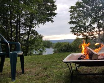 Mountain Biking Mecca - Burke Mountain and Kingdom Trails - East Burke - Patio