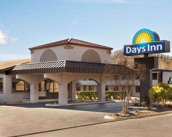 Days Inn by Wyndham Oak Ridge Knoxville - Oak Ridge - Edificio