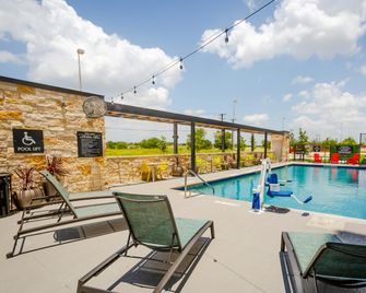 Tru by Hilton Pflugerville - Pflugerville - Bazén