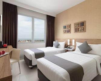 Hotel Neo Cirebon by Aston - Cirebon - Quarto